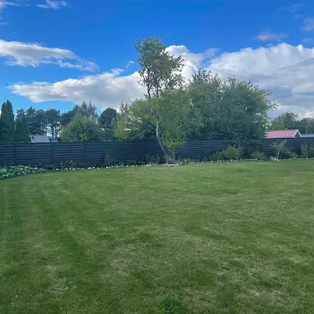 Holiday home Lovely With Garden, Close To