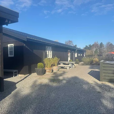 Holiday home Lovely With Garden, Close To *